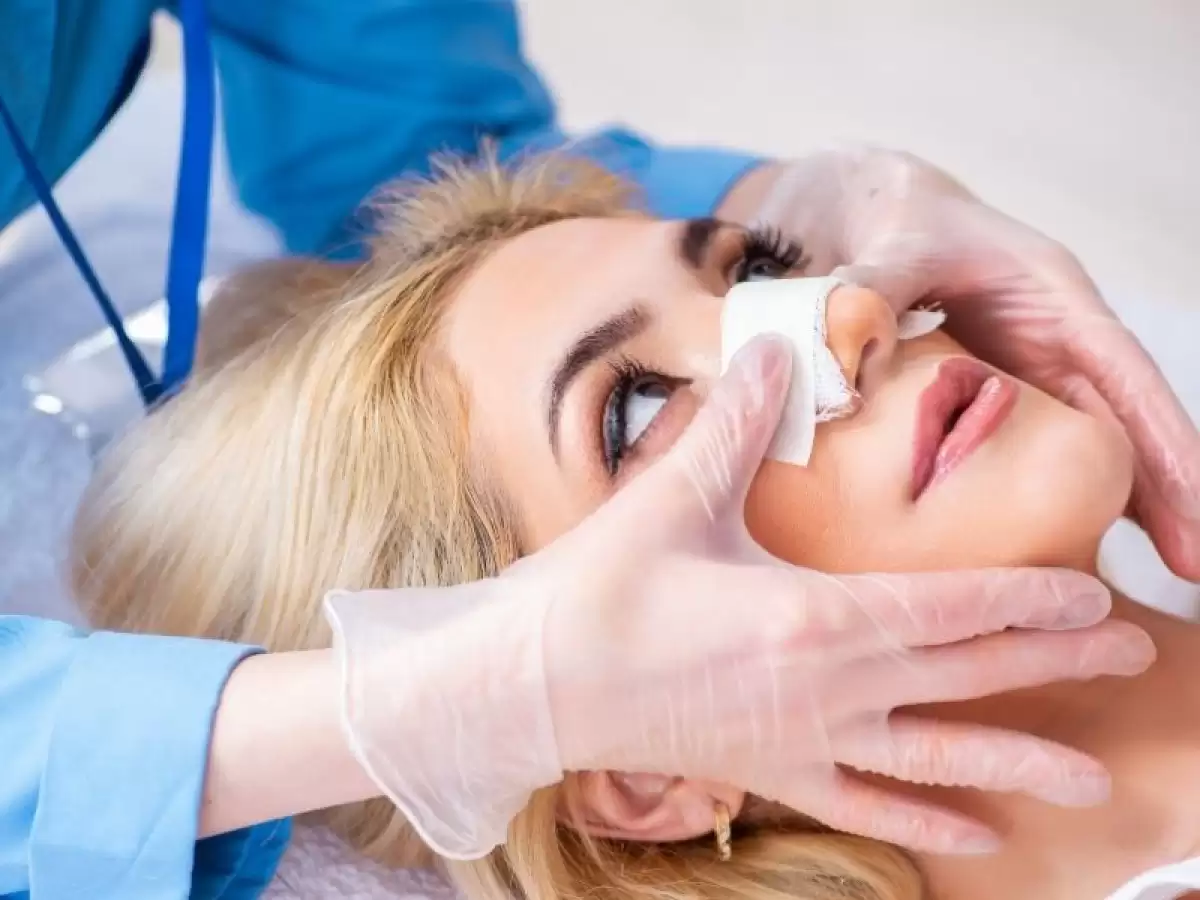 kemerli-burun-estetigi